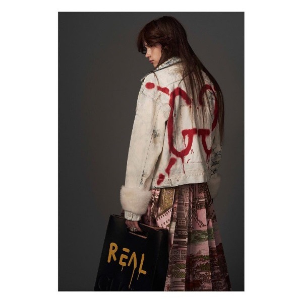 so bi nghi dung hang nhai, ha ho in han chu 