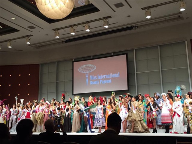 Hot: Chỉ mới bắt đầu, đại diện Việt Nam - Phương Linh đã giành danh hiệu tại Hoa hậu Quốc tế 2016 - Ảnh 4.