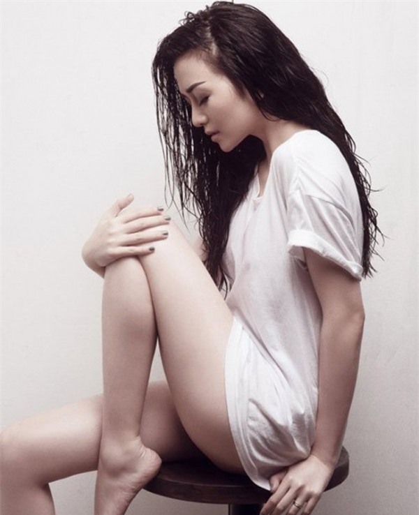 my-nhan-viet-khong-quan-tung-tang-di-choi-blogtamsuvn015