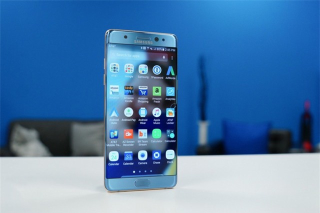 Fan cuồng Galaxy Note7 kiên quyết giữ máy: Đến mà lấy nó khi tôi đã chết! - Ảnh 3.