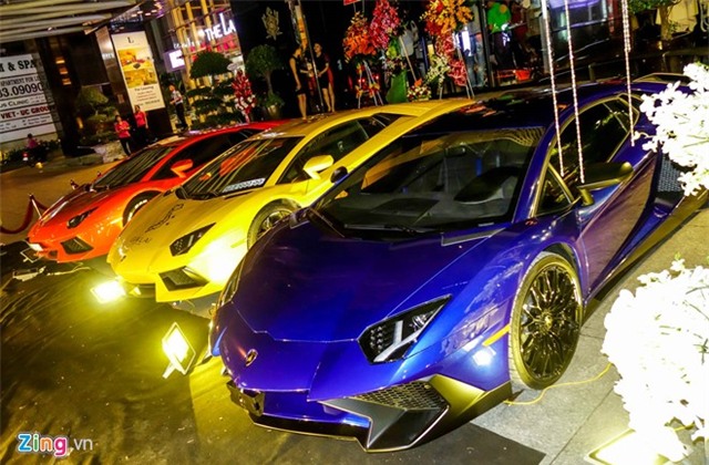 Dai tiec Lamborghini cua Minh Nhua o Sai Gon hinh anh 1