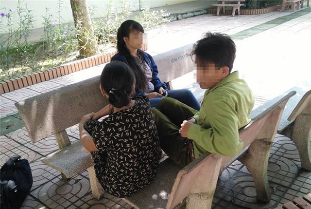 nữ sinh, nữ sinh bị hiếp dâm, cho đi nhờ xe bị hiếp dâm