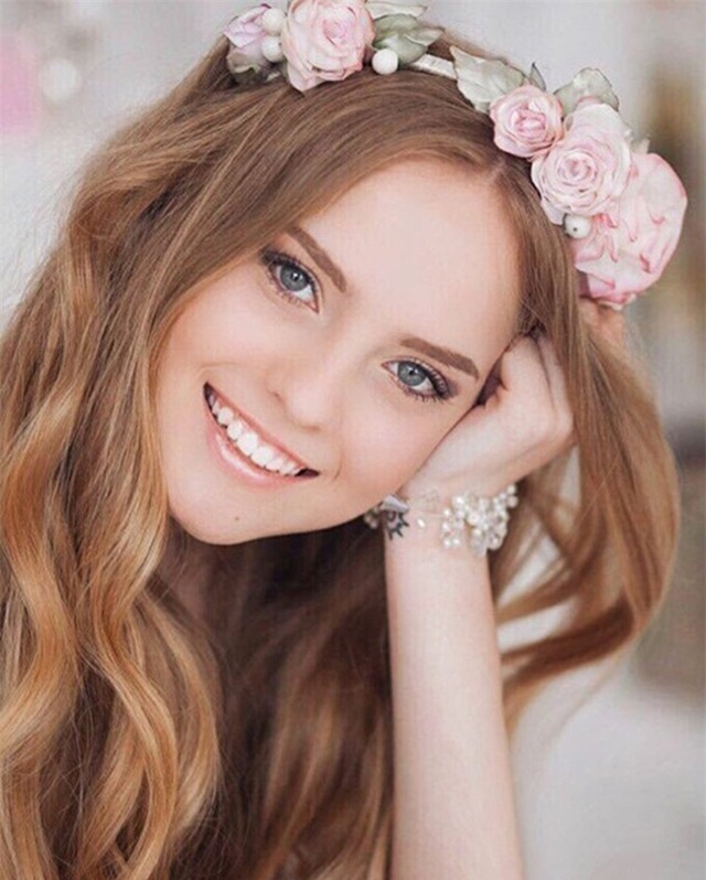 Đây chắn hẳn là cô giáo dạy Toán quyến rũ nhất thế giới! - Ảnh 17.