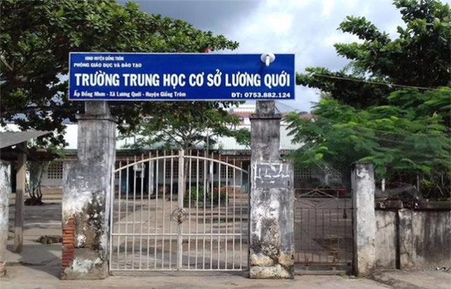 Nu sinh bi danh hoi dong phai nhap vien cap cuu: Thay co thua nhan su that