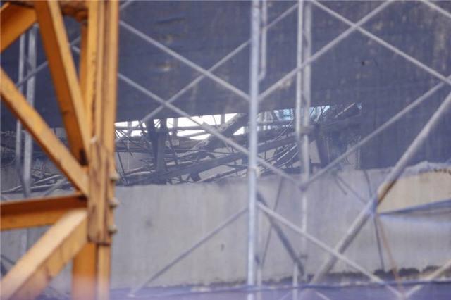 sập giàn giáo, nữ công nhân, đường Giáp Nhị, sập giàn giáo từ tầng 6