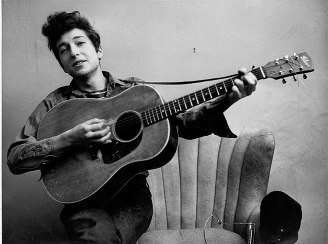 Giải Nobel Văn học 2016 đã có chủ - vinh danh huyền thoại Bob Dylan - Ảnh 2.