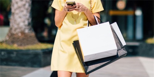 bi quyet tieu tien cua co trieu phu mot thoi di lam thue, chi song bang mi tom - 2