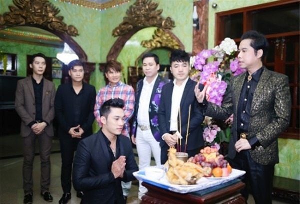 ngoc-son-va-nhung-cau-chuyen-co-mot-khong-hai-chua-ai-dam-lam-blogtamsuvn05