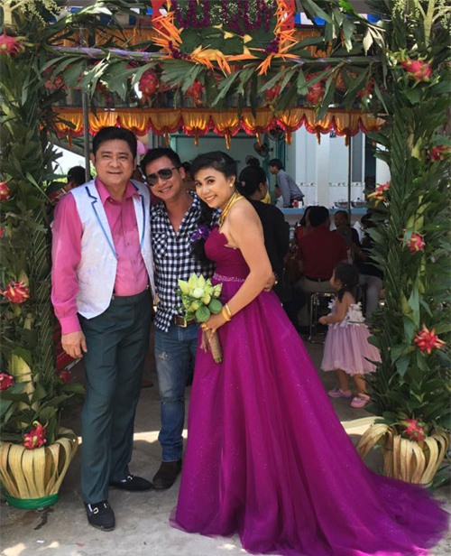 2 sao nam dinh dam gay chu y khi tai hon o tuoi ngoai 40 - 5