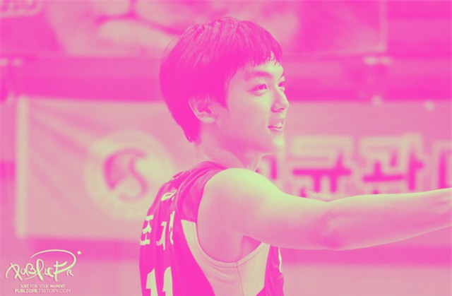 Giờ cầu thủ bóng chuyền cũng cứ phải đẹp trai như ca sĩ thế này mới được cơ! - Ảnh 9.