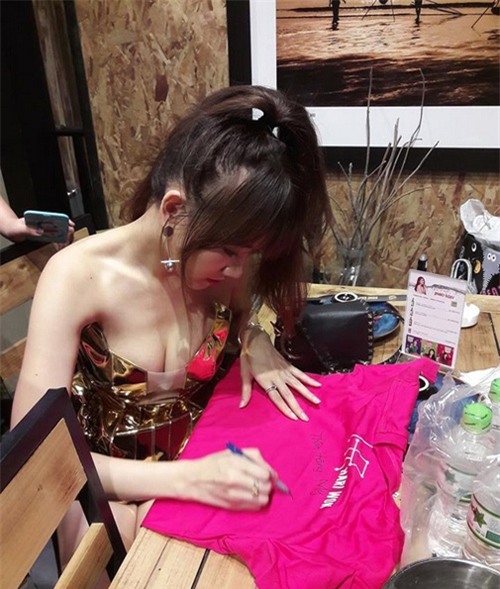 Tuyệt chiêu của mỹ nhân Việt khiến 