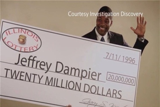 9 người trúng xổ số đen nhất quả đất: Tiền mất, tật mang, tính mạng cũng bị đe dọa! - Ảnh 1.