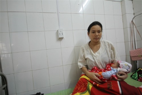 hy-sinh-giua-dong-lu-khi-giup-san-phu-di-cap-cuu