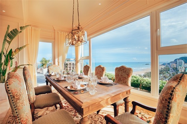 ngat ngay can ho trieu do view huong bien cua hoa hau ha kieu anh hinh anh 4