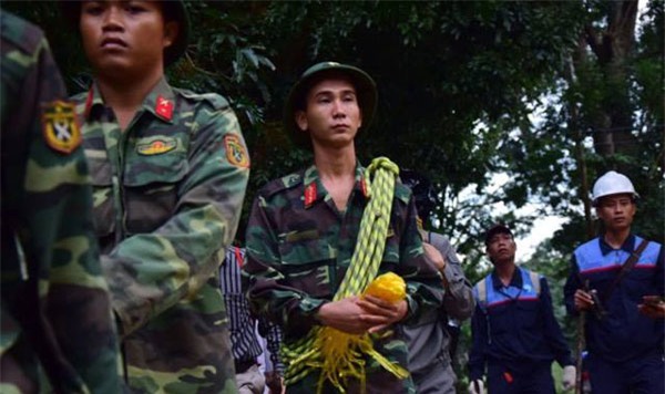 rơi máy bay, máy bay mất tích, máy bay trực thăng, máy bay quân sự