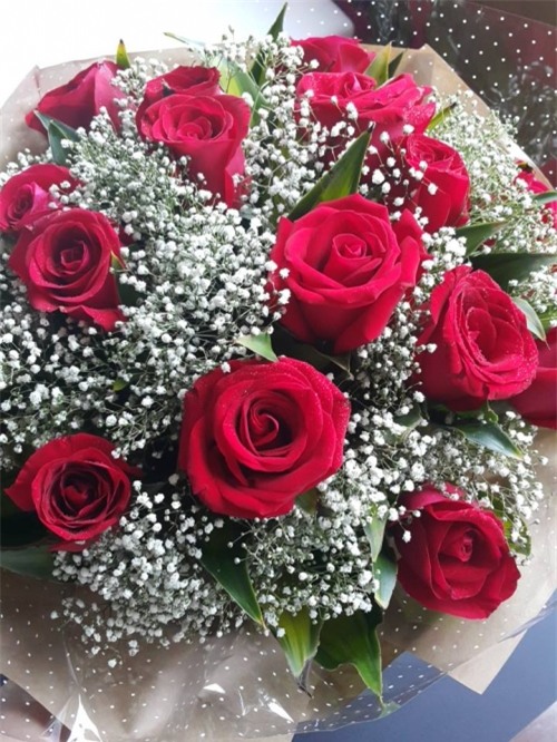 Khoảnh khắc hậu 20/10 khiến nhiều người rơi lệ - Ảnh 1.