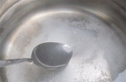 bo thu nay vao nuoc rua mat thi du 40 tuoi da van lang min, khong nhan, khong nam - 2