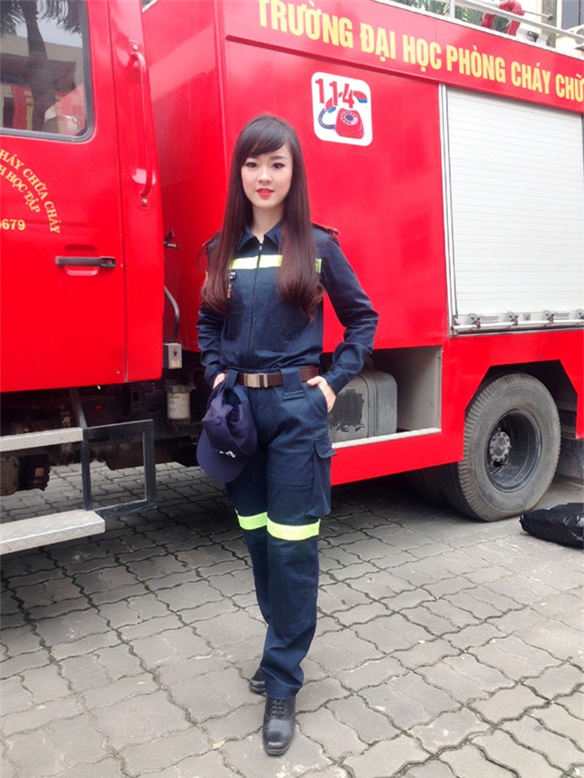 Hoàng Hải Thu (sinh năm 1995) hiện là sinh viên năm thứ 3, Đại học Phòng cháy chữa cháy. Thu từng lọt chung kết cuộc thi “Sinh viên thanh lịch, tài năng Đại học Phòng cháy chữa cháy lần thứ 3” năm 2016.
