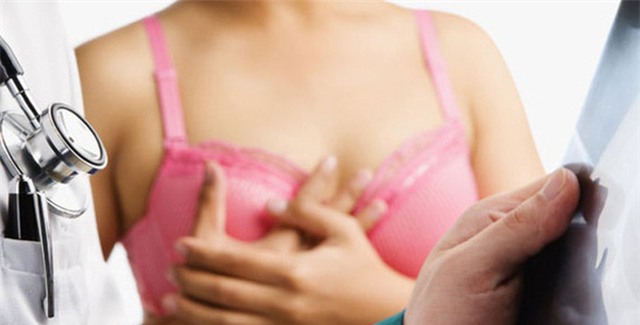 Đây là lý do phụ nữ công sở nguy cơ bị ung thư vú cao hơn hẳn người làm nghề khác