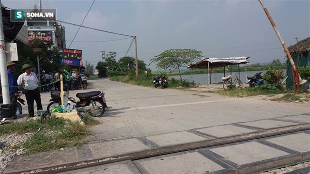 Lời kể nhân chứng vụ tai nạn tàu hỏa khiến 5 người chết ở Hà Nội - Ảnh 8.