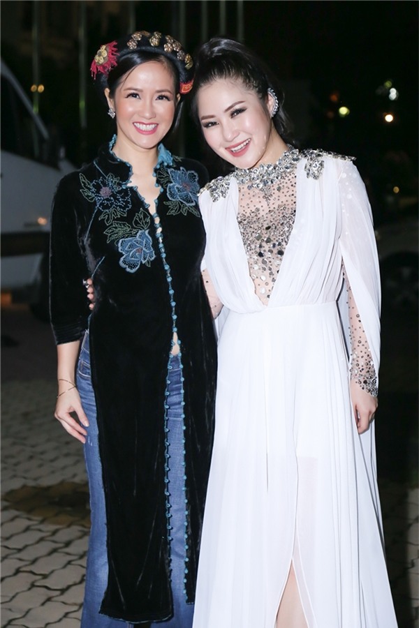 Nữ ca sĩ hội ngộ cùng giọng hát hàng đầu Hồng Nhung. - Tin sao Viet - Tin tuc sao Viet - Scandal sao Viet - Tin tuc cua Sao - Tin cua Sao