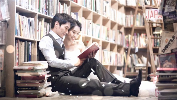 Hạnh phúc thực sự liệu có cần ồn ào “show” cho mọi người thấy?