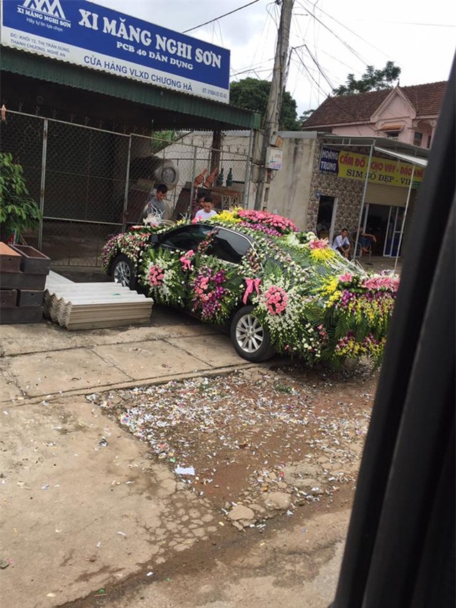 Xe hoa lạ ở Nghệ An khiến người đi đường không khỏi kinh ngạc - Ảnh 5.