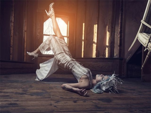 Đố bạn nhịn được cười với sự thật sau những bức hình thời trang long lanh-17