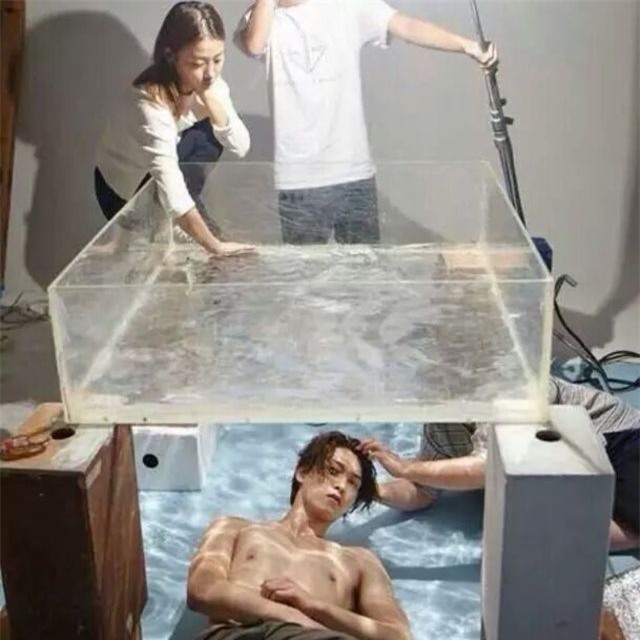 Đố bạn nhịn được cười với sự thật sau những bức hình thời trang long lanh-9