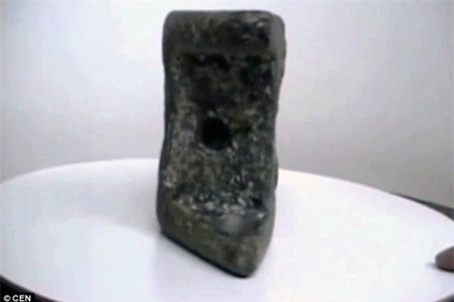 phat hien do vat kim loai co nien dai 250.000 nam hinh anh 5