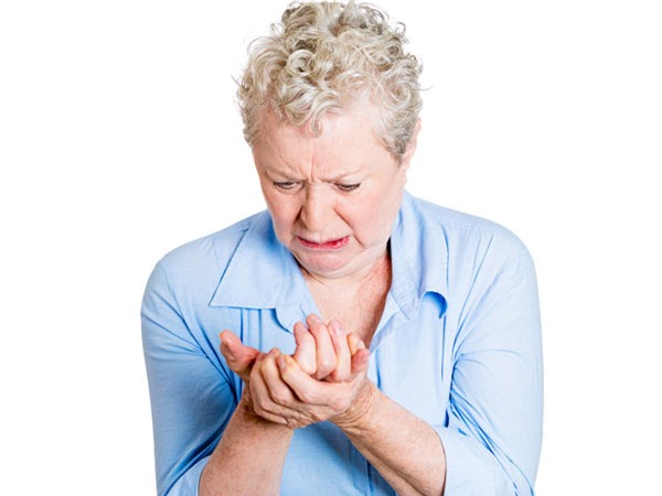 Cảnh báo bệnh nguy hiểm khi thường xuyên bị tê và ngứa ran ở tay - Ảnh 2.