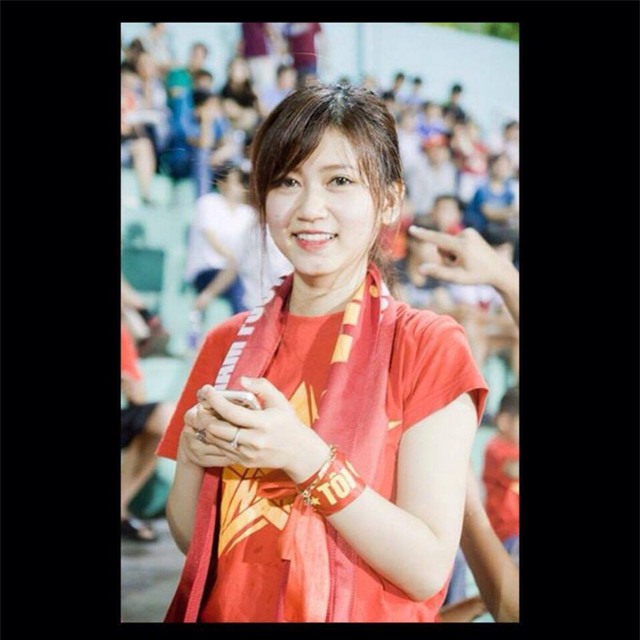 Cô bạn gái xinh như hot girl của đội trưởng U19 Việt Nam - Ảnh 7.