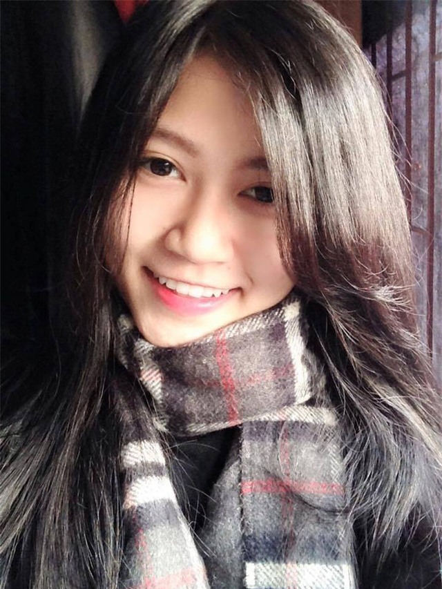 Cô bạn gái xinh như hot girl của đội trưởng U19 Việt Nam - Ảnh 8.