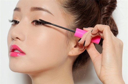 cac bi kip trang diem trong suot nhu pha le cua ban gai han quoc - 3