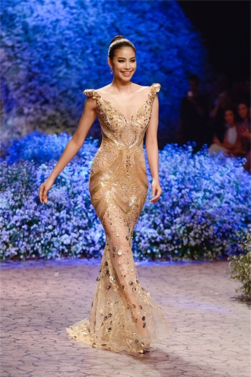 loat vay khoe duong cong