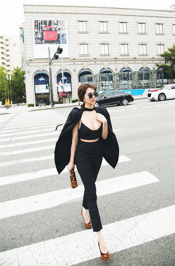 Ngọc Trinh khoe street style cực chất 5