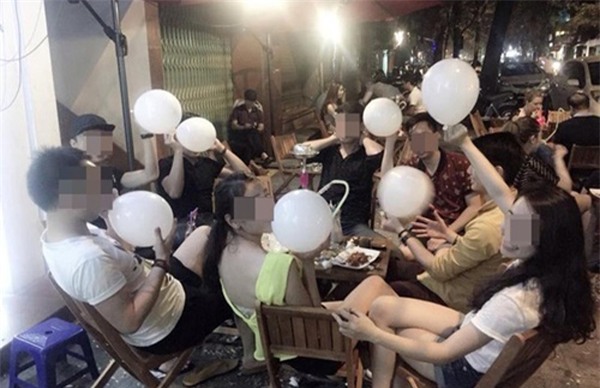 bóng cười, hít bóng cười, tác hại bóng cười