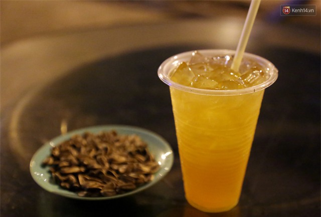 Giải mã sự lụi tàn nhanh chóng của trà chanh sau thời gian gây bão ở Sài Gòn - Ảnh 2.