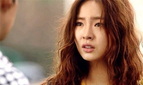 choang vang khi phat hien khoan quy den khung cua co vo an bam - 2