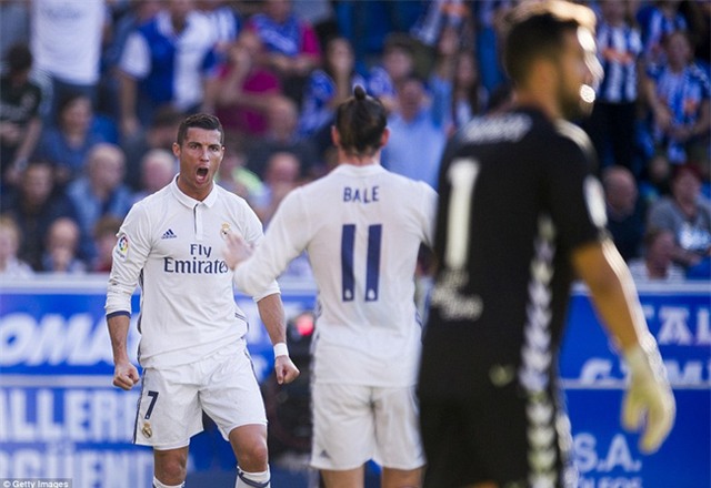 Ronaldo lập hat-trick, Real Madrid xây chắc ngôi đầu La Liga - Ảnh 6.