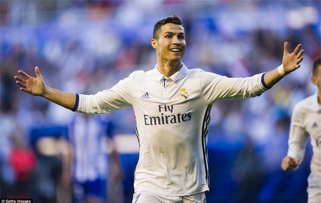 Ronaldo lập hat-trick, Real Madrid xây chắc ngôi đầu La Liga - Ảnh 10.