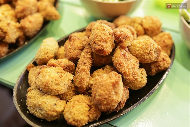 Mì bay - chứ không phải là Mì cay nhé - mới là món ăn hot nhất Sài Gòn bây giờ - Ảnh 18.