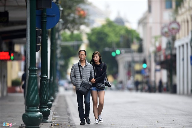 Quang chan ra duong trong gio lanh 20 do C hinh anh 13