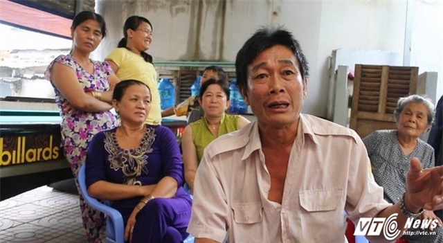 Nữ sinh run sợ kể phút bị bạn châm thuốc lá vào tay, bắt liếm chân - Ảnh 4.