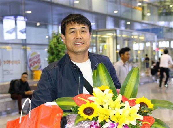 Thay tro Huu Thang thoai mai khi don lanh o Ha Noi hinh anh 1