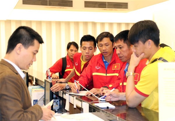 Thay tro Huu Thang thoai mai khi don lanh o Ha Noi hinh anh 5