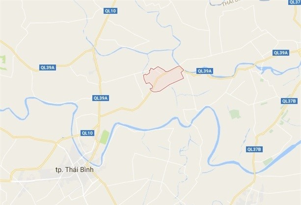 Be trai hoang loan chung kien me bi chem chet tren quoc lo hinh anh 3