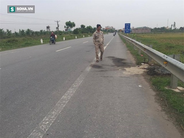 Nhân chứng kể giây phút phát hiện người mẹ chở con bị chém trên đường - Ảnh 4.