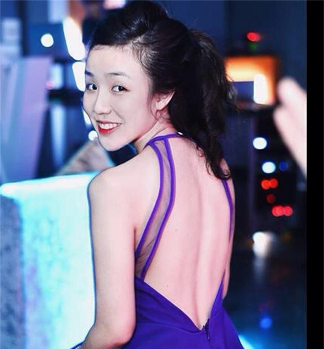 ngam ban gai 19 tuoi xinh nhu mong dang "gay bao" cua con trai hoai linh hinh anh 10