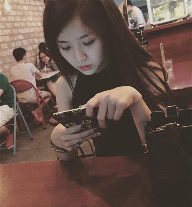 ngam ban gai 19 tuoi xinh nhu mong dang "gay bao" cua con trai hoai linh hinh anh 22